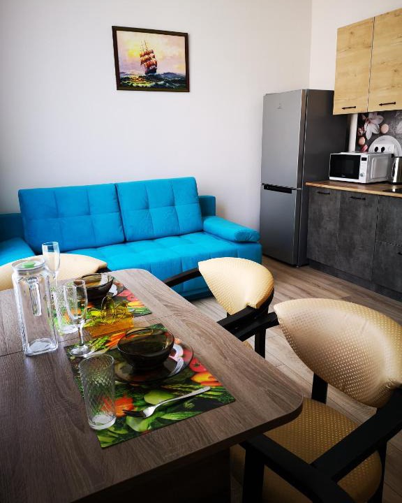 Vesyoloe Apartment | Двухкомнатные апартаменты с кухней Имеретинская бухта