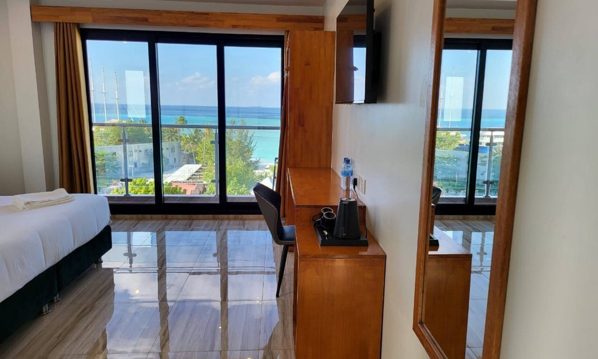Gulhi Hotel | AIMI Beach Hotel