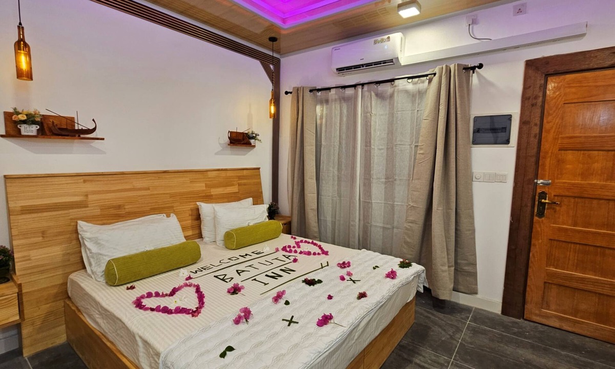 Thulusdhoo Island House | Batuta Maldives Inn