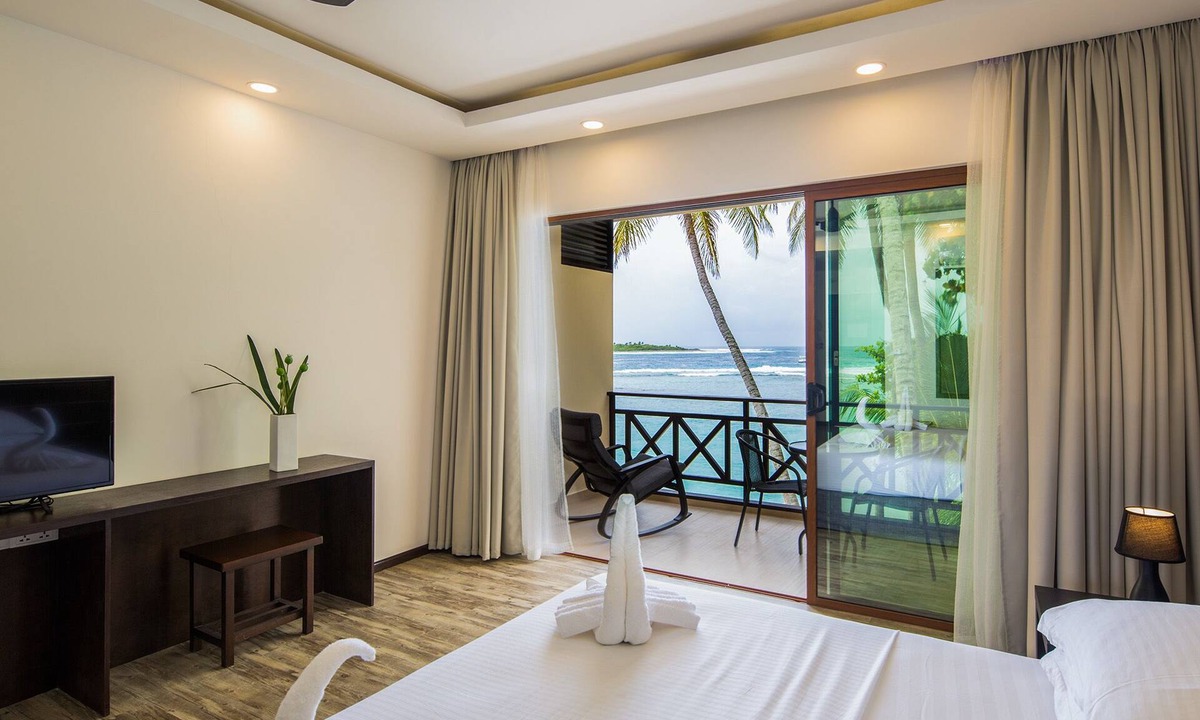 Thulusdhoo Island House | Canopus Retreat Thulusdhoo