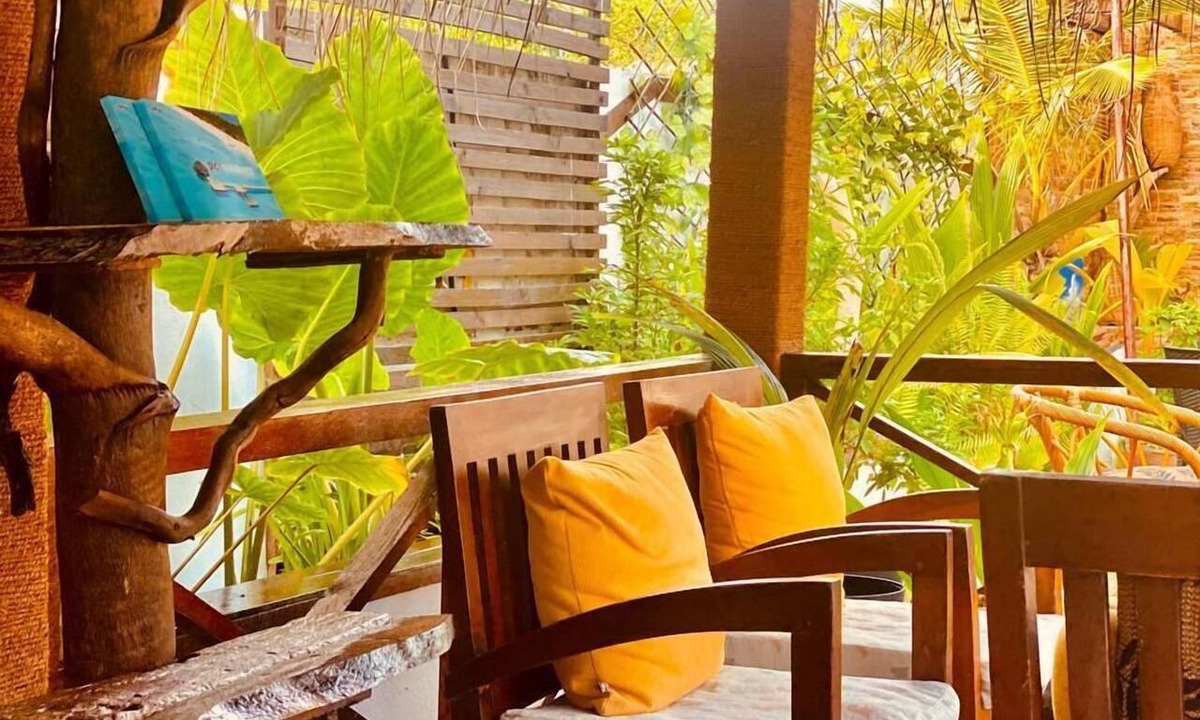 Hanimaadhoo Hotel | Himeyn Beach Inn Maldives