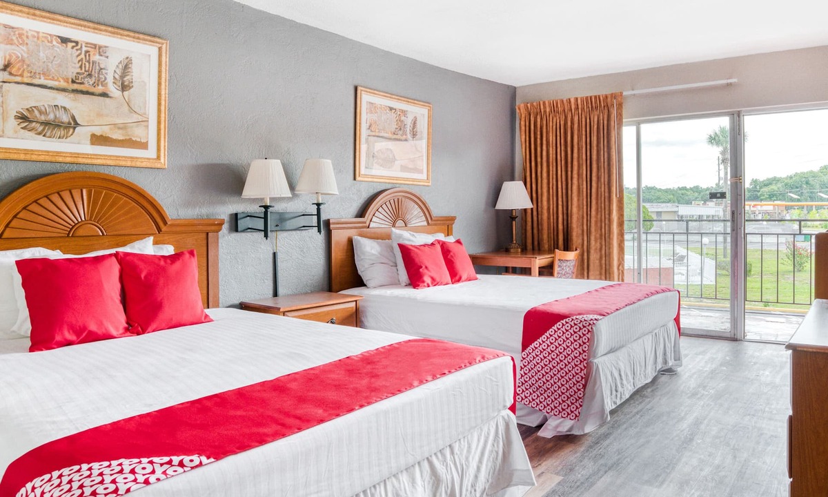 Silver Springs Hotel | OYO Hotel Mustang Silverspring FL