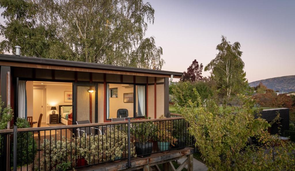 Wanaka Apartment | Private and peaceful studio apartment