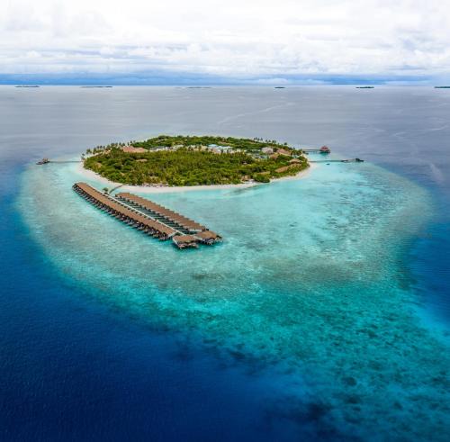 Filaidhoo Resort | Reethi Faru Resort - Stay 5 Nights or More and Enjoy a Free Sunset Cruise