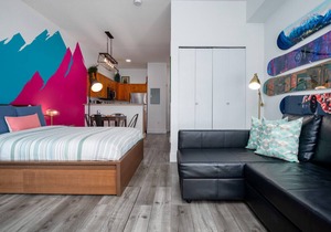 The Après | Village Studio with Hot Tub & View in Whistler