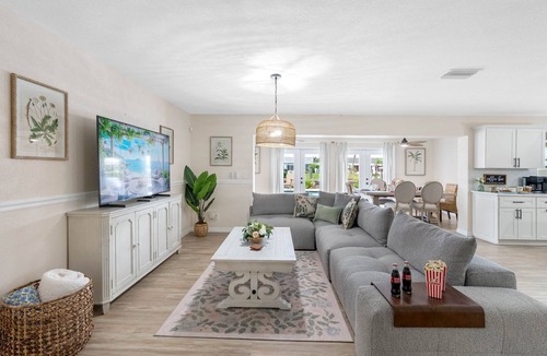 Apollo Beach House | Brand New Saltwater Pool! - Waterfront Canal - Luxury Home