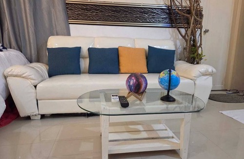 Dhangethi House | Charming 2-bedroom house with AC in beautiful Dhangethi