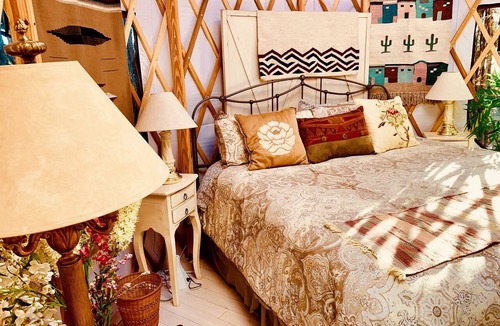 Zuzax Cabin | Charming Yurt in the Cibola National Forest near Albuquerque, New Mexico