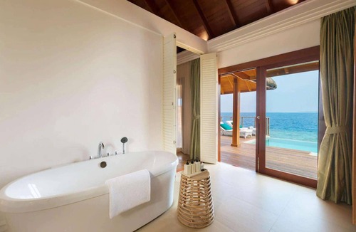 Mudhdhoo Resort | Dusit Thani Maldives - 50 percent off on Transfers for Stays of 5 Nights stay until 20 December 2026
