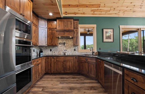Lake Norman of Catawba House | Lakefront w/Pool, Hot Tub, Theater, Sleeps 20+ | Black Bear Lodge by AvantStay
