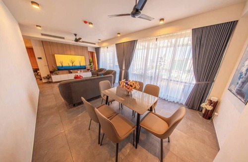 Thulusdhoo Island House | Luxurious Spacious Family Penthouse in Hulhumale'
