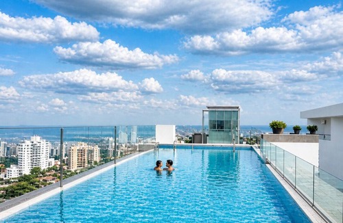 Male Condo | Luxury 2BR Residence + Pool & Gym- Near Beach & Airport