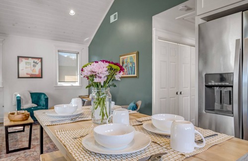 Belmont - Hillsboro House | Nashville's Best Historic Neighborhood! Walk to Food & Shopping!