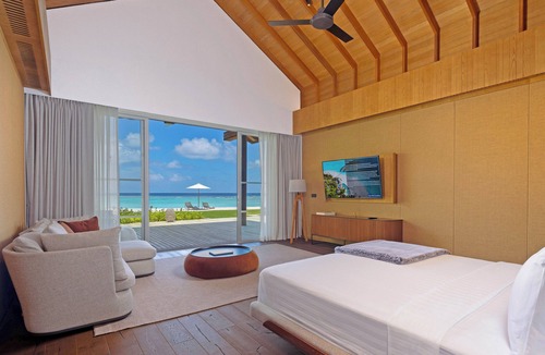 Raa Atoll Hotel | RAAYA By Atmosphere