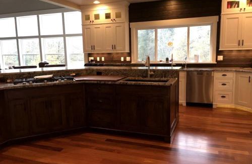 Granite Falls House | Riverfront Romantic Suite Rental near Mount Pilchuck in Granite Falls, Washington