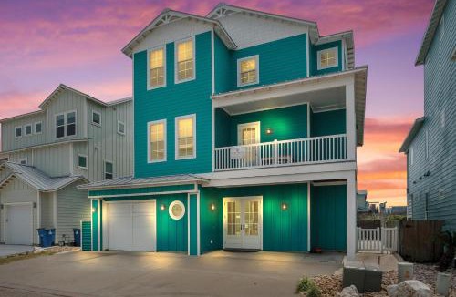 Sand Point House | Shell Yeah Beach House
