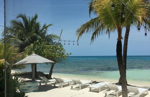 Dhiffushi House | The Sunset Villa