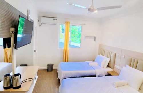 Thulusdhoo Island Hotel | VelaaOlhu - Turtle Hive Thulusdhoo