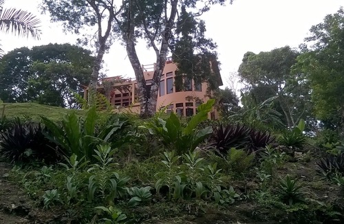 Santa Elena Villa | VILLA # 5 Ground Level with no stairs or hills to climb