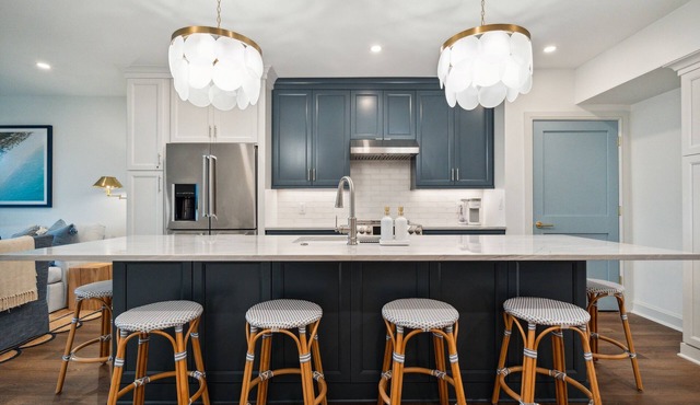 2271 Shipwatch- Remodeled OCEANFRONT Exceptional BEACH VIEW 2BR/2BA Luxury Villa in Kiawah Island