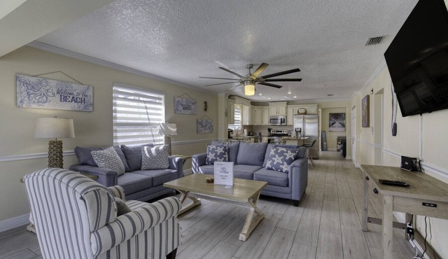 3 bedroom 2 bath home walking distance to beach! in Ormond Beach