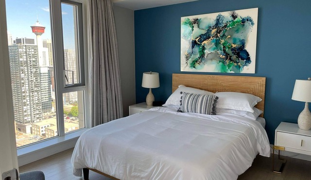 300 Ft in the Sky! Stampede | 2BDR | PRKG in Calgary