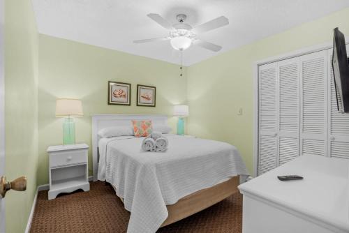 5 Mins to Beach-Ground Floor-Free Parking in Myrtle Beach