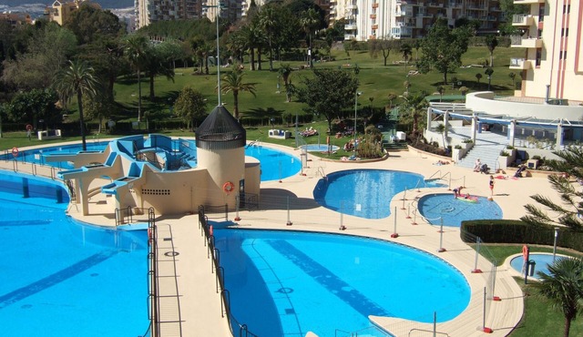 A beautiful studio apt overlooking pools ' Minerva.Jupiter @ Bonanza Square ' in Benalmadena