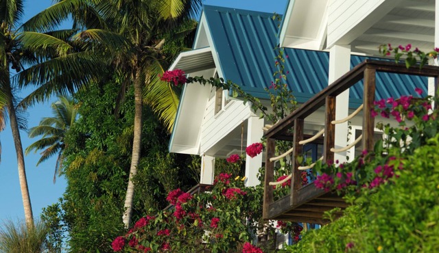A fusion of classic colonial and cool Mediterranean holiday accommodation in Savusavu