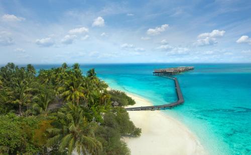 Adaaran Select Huduran Fushi - Free Dine around Premium All Inclusive 24 hours - 30 mins by Speedboat
