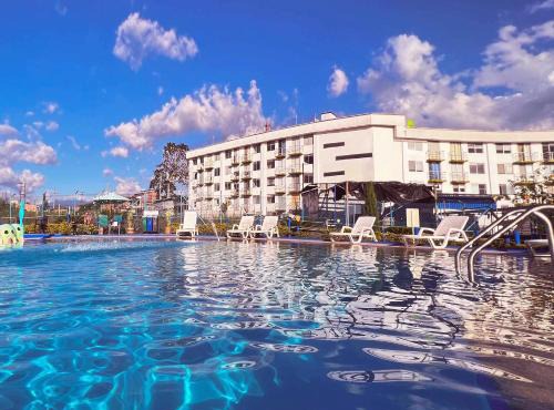 APARTHOTEL 2km PARQUE DEL CAFÉ BOOKUTRIP in Montenegro