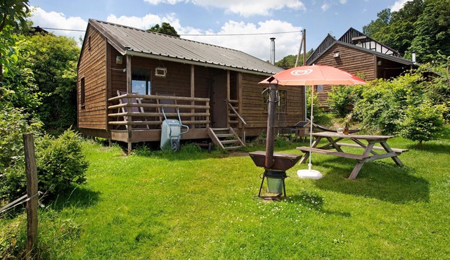 Apartment 'Ferienhütte Bauken' with Private Terrace & Shared Garden – Holiday without electricity in Schmallenberg