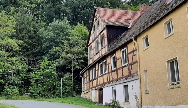 Attractive apartment in Bergk with garden in Burgk