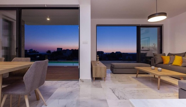 Avalon 1 Villa 15 - Four Bedroom Villa, Sleeps 8 in Pafos
