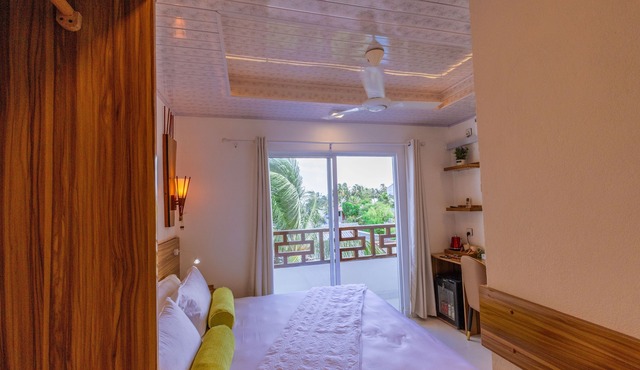 Batuta Maldives Fourson