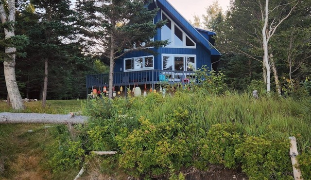Beautiful 4 Bedroom Oceanfront Cottage on the Bay of Fundy on Campobello Island in Wilsons Beach