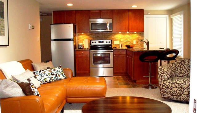 Beautiful, Airy 2-Bedroom Unit in South Rehoboth in Rehoboth Beach