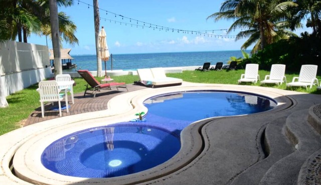 Casa Punta Sam frente al mar in Punta Sam