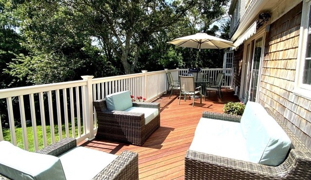 Charming 5BR Retreat on 1 Acre , Quiet Cul-de-Sac + Garden & Deck in West Barnstable