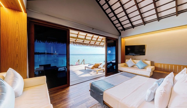 Cinnamon Velifushi Maldives