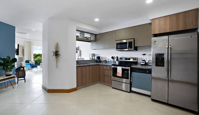 Coastal Luxury Condo, Great Internet and GYM in Tamarindo