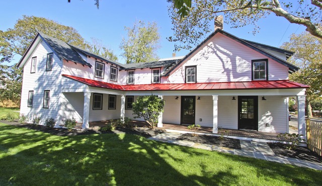 Completely Renovated Historical Home - The Black and White House in Cape May
