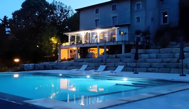 Cottage 'Le Rocher De La Baronne' with Mountain View, Private Pool and Wi-Fi in Parmilieu