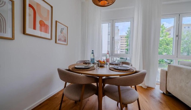 Cozy Parkside Suite - A Central Stay by OYA in Berlin