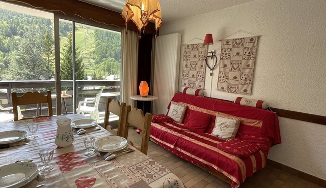 Cozy Studio for 4 in Chantemerle - Serre-Chevalier in Saint-Chaffrey