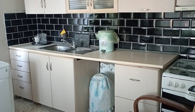 Ege Denizine 1.5 km Köy. Sarımsaklı Plajına araçla 10 dakika. Ayvalık'a yakın. in Küçükköy