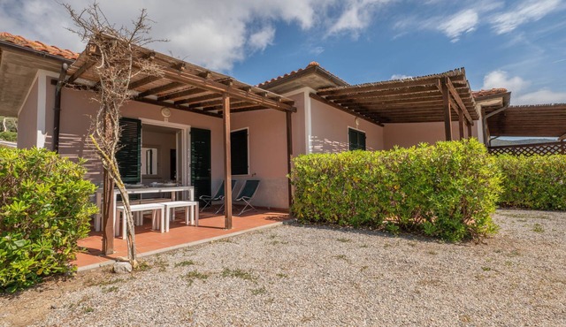 Elbamar Lacona 2 by Interhome in Lacona
