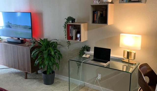 Entire Apartment in West Hollywood in Los Angeles