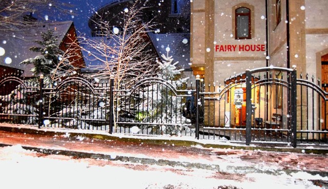 Fairy House Apartments & SPA in Estosadok