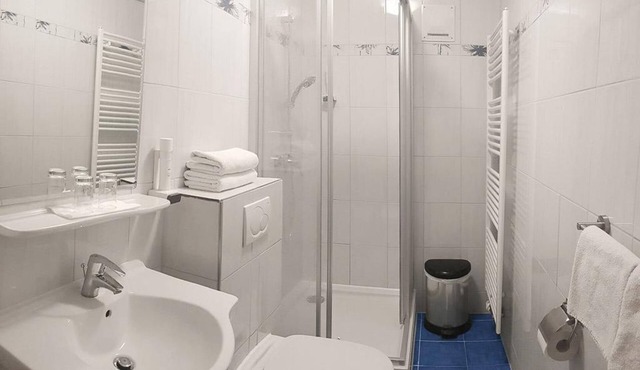 Familienzimmer - ab 7 Nächte - Thermenpension Gigler in Bad Waltersdorf